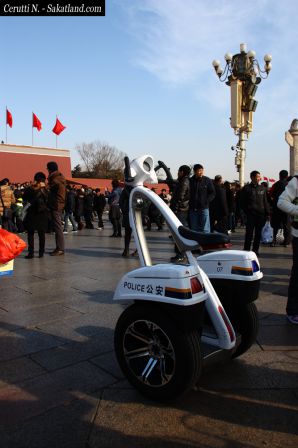 Tiananmen_Segway2.jpg