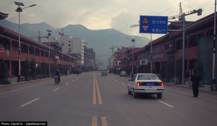 Xiahe_Street3.jpg